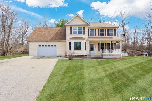 18 Bob White Way, Moosup, CT, 06354-1701 | Card Image