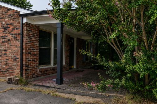 7608 Pintail Dr, Louisville, KY, 40258-1949 | Card Image