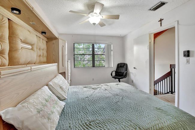 1851 Bayberry Dr, Condo with 3 bedrooms, 2 bathrooms and null parking in Pembroke Pines FL | Image 23