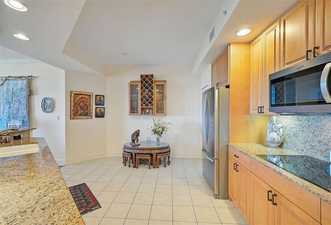 APT-502 - 409 N Point Rd, Condo with 3 bedrooms, 3 bathrooms and null parking in OSPREY FL | Image 14