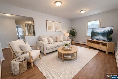 50 Buschmann Ave, Haledon, NJ, 07508-1653 | Card Image