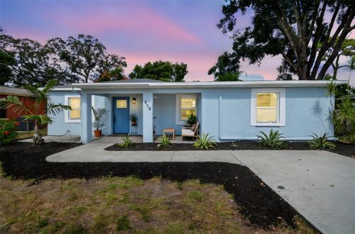 819 Patbur Ave, Tampa, FL, 33612-7827 | Card Image