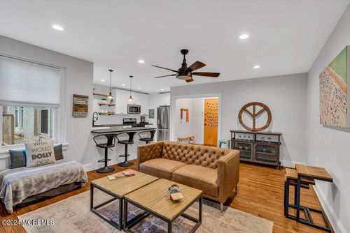 2f-500 Deal Lake Dr, Asbury Park, NJ, 07712-5175 | Card Image