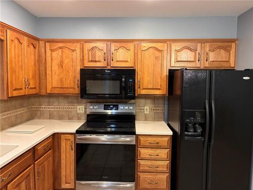 9608 W 93rd St, Overland Park, KS, 66212-4803 | Card Image