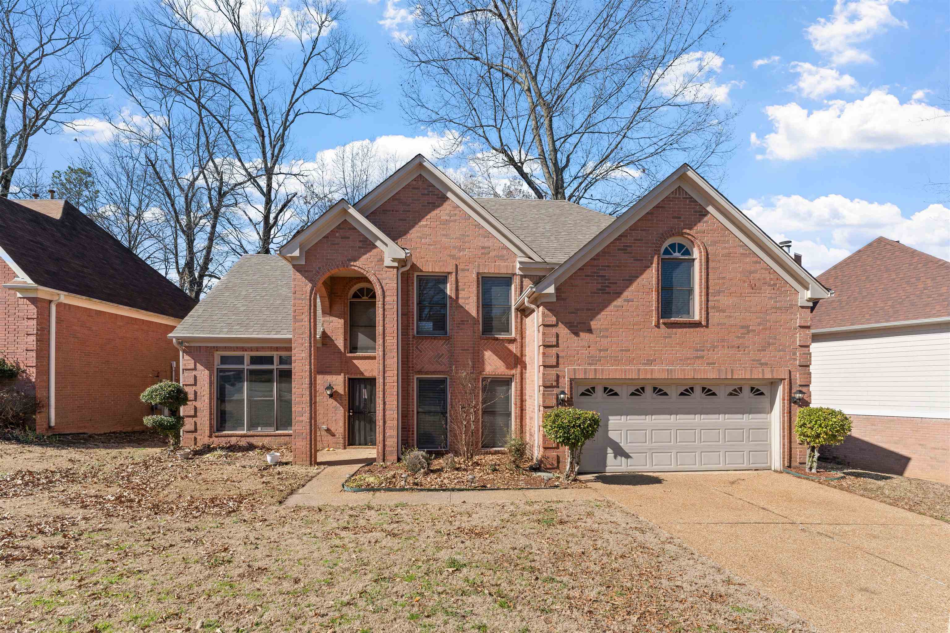 Meadow Green Dr, Cordova, TN 38016