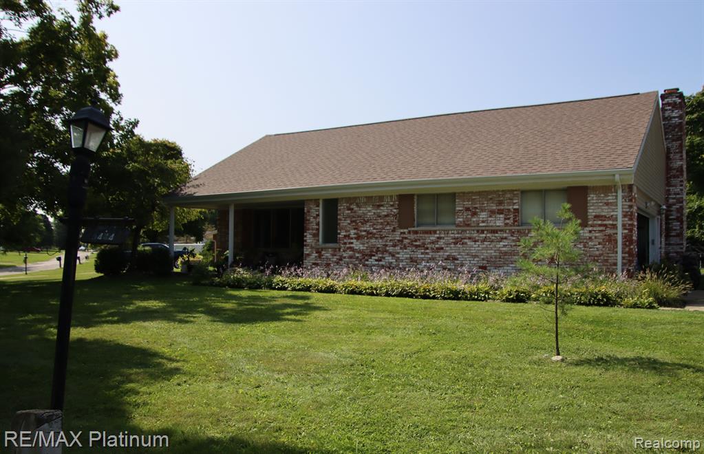 Mary Ann Ct, Grand Blanc, MI 48439 #1