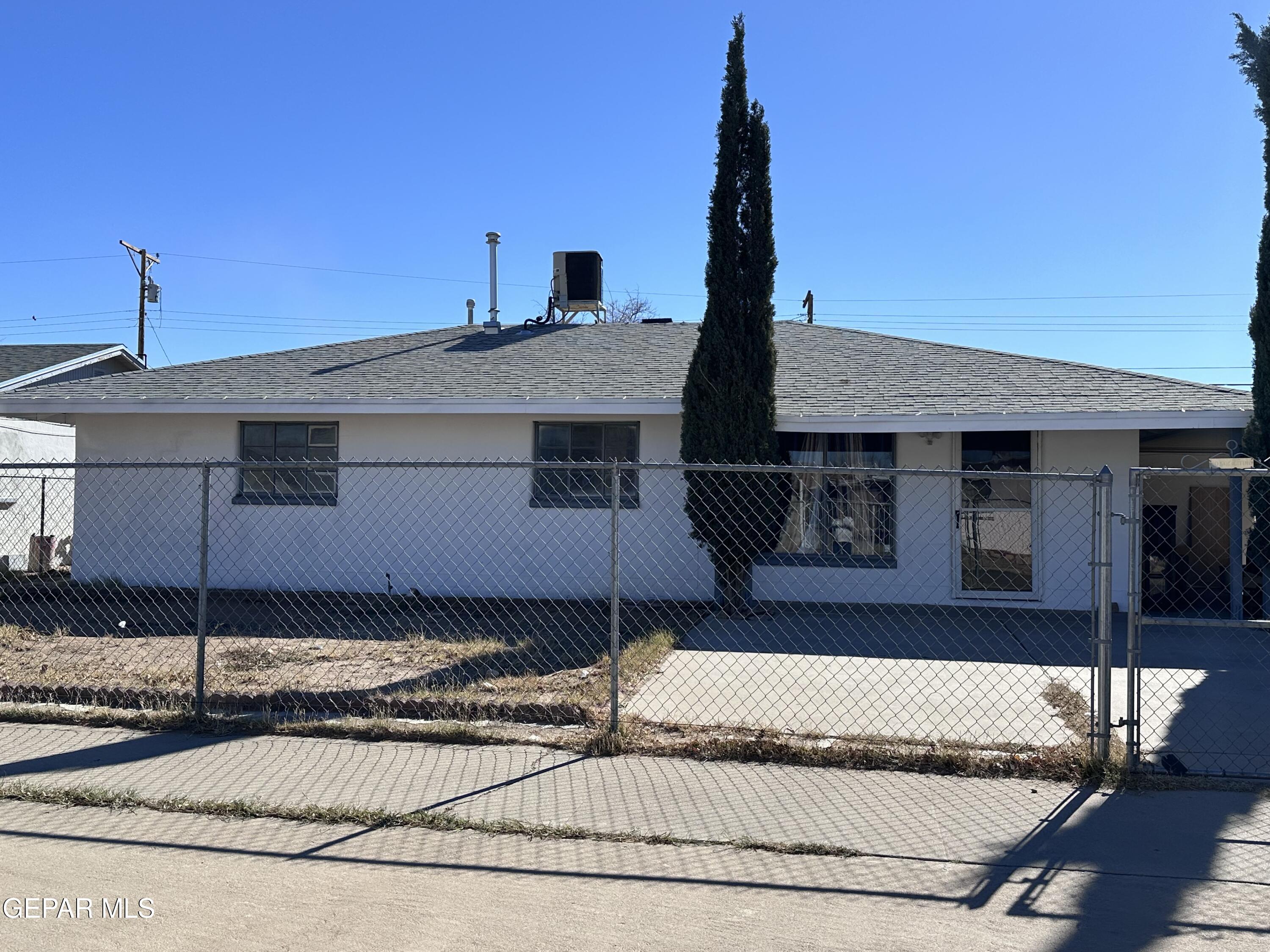 Glacier Peak Dr, El Paso, TX 79904