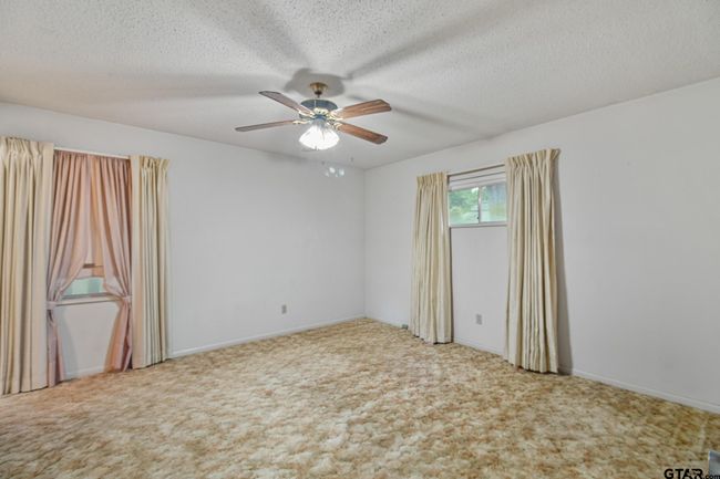 2742 Lisa Ln, House other with 3 bedrooms, 2 bathrooms and null parking in Tyler TX | Image 11