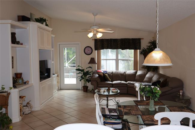 12306 Nw 55 Th St, House other with 3 bedrooms, 2 bathrooms and null parking in Coral Springs FL | Image 8