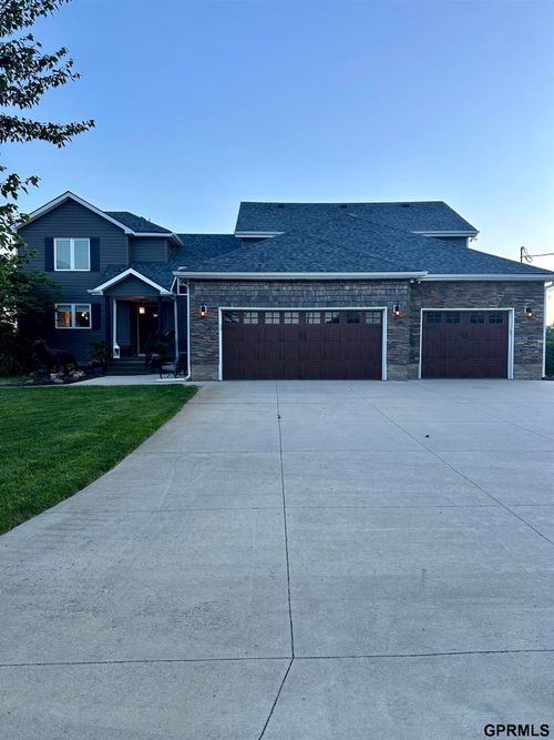 7465 County Road 5, Arlington, NE, 68002-5163 | Card Image