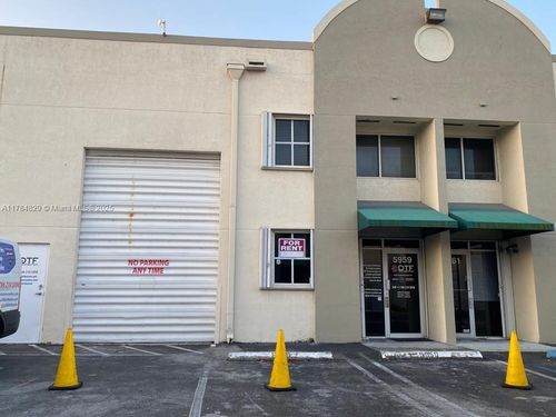 5959 Nw 102nd Ave, Doral, FL, 33178-2820 | Card Image