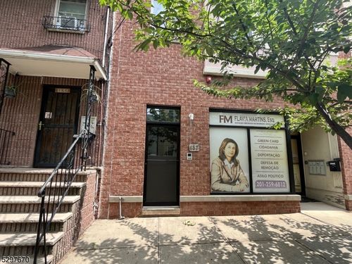 2-157 Lafayette St, Newark, NJ, 07105-1439 | Card Image