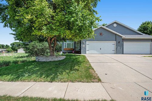 4200 S Key Ave, Sioux Falls, SD, 57106-7620 | Card Image