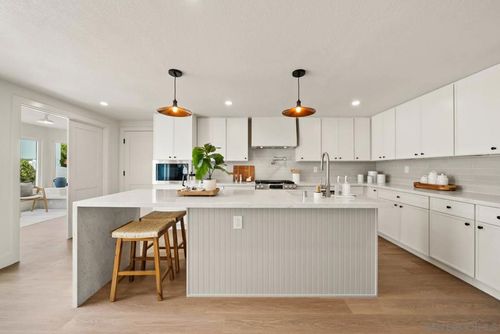 4946 Kalamis Way, Oceanside, CA, 92056-7410 | Card Image