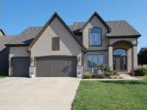 24038 Saint Andrews Ct, Paola, KS, 66071-5699 | Card Image