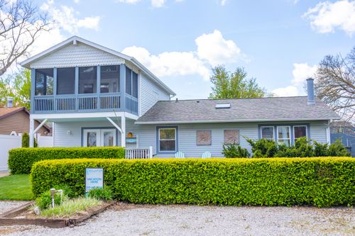 316 N Berrien St, New Buffalo, MI, 49117-1020 | Card Image