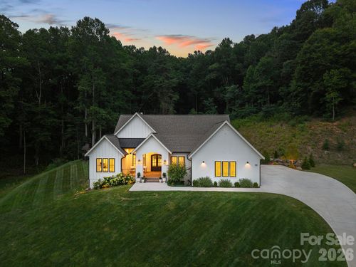 30 Bridgeway Dr, Candler, NC, 28715-9096 | Card Image