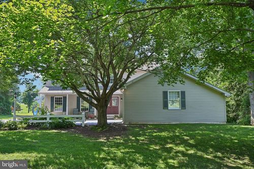 3 Allison Dr, WEST BRANDYWINE, PA, 19320-1255 | Card Image