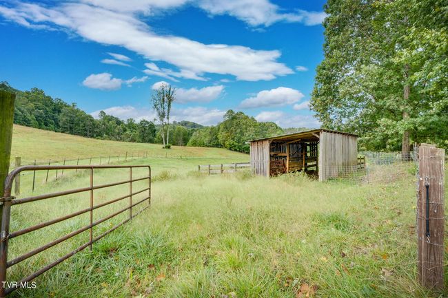 5596 Twin Springs Rd, House other with 3 bedrooms, 2 bathrooms and null parking in Dungannon VA | Image 5
