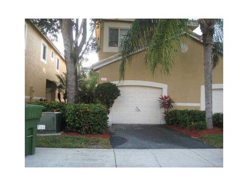 2154-2154 Madeira Dr, Weston, FL, 33327-1918 | Card Image
