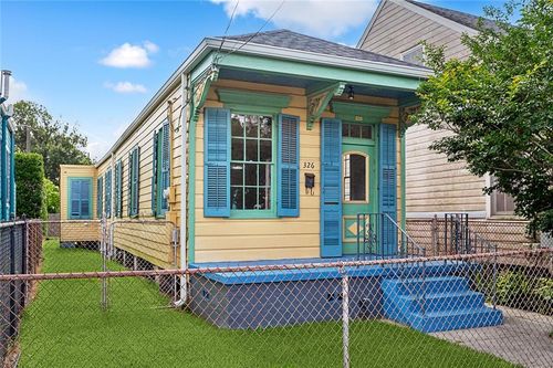 326 Pacific Ave, New Orleans, LA, 70114-1251 | Card Image
