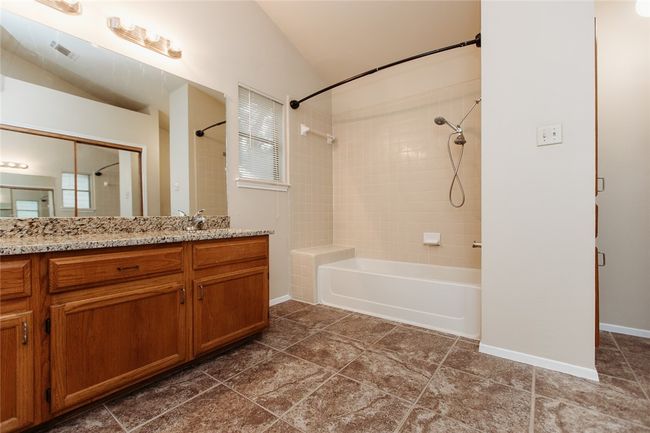 On Suite from Main Bedroom | Image 14