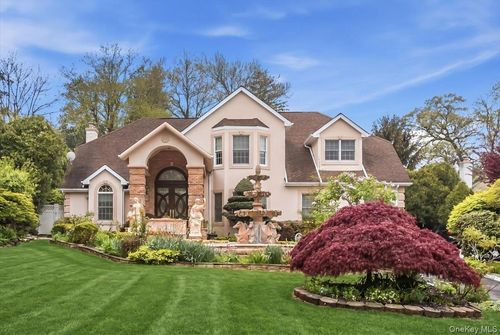 21 Chauncey Pl, Woodbury, NY, 11797-1232 | Card Image