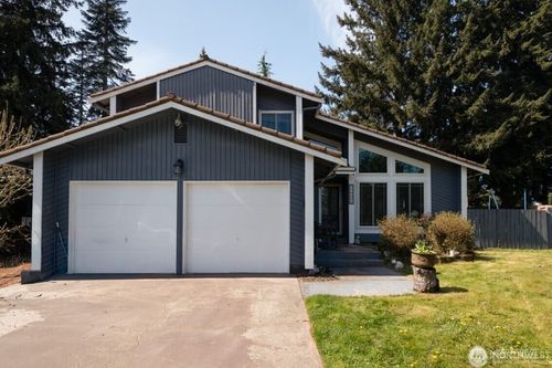 1427 33rd Avenue Ct Sw, Puyallup, WA, 98373-6031 | Card Image
