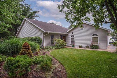 3718 S Grasstree Ct, Bloomington, IN, 47401-8123 | Card Image
