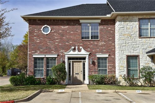 336 Forest Dr, College Station, TX, 77840-2082 | Card Image