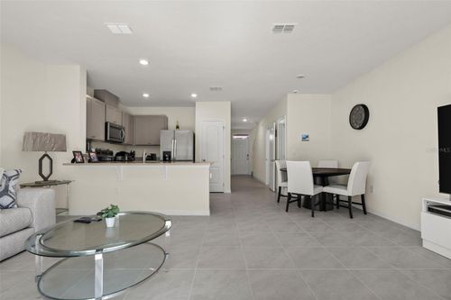 2722 Puffin Pl, DAVENPORT, FL, 33837-8133 | Card Image