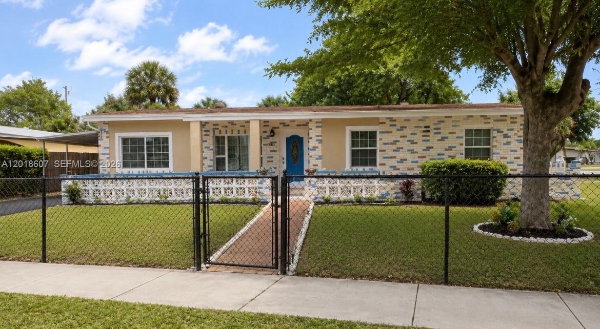 Residential in Lauderhill