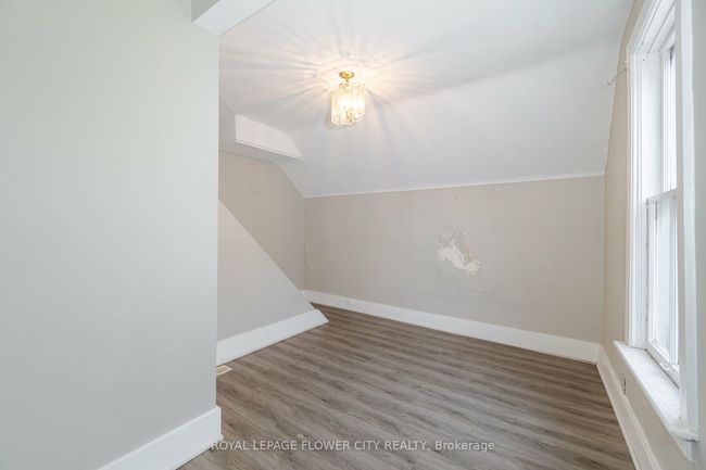 189 Dundas St N, House attached with 3 bedrooms, 2 bathrooms and 5 parking in Cambridge ON | Image 27