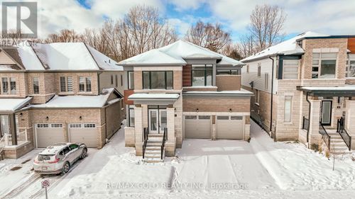 33 Gilham Way, Brant (Paris), ON, N0E1N0 | Card Image