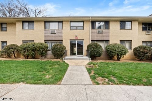 b-401 Us Highway 22, North Plainfield, NJ, 07060-3805 | Card Image