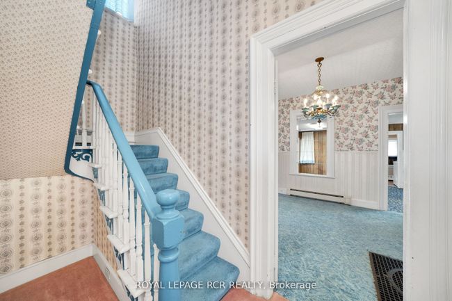 33 Pine Ave, House other with 3 bedrooms, 2 bathrooms and 5 parking in Palgrave ON | Image 9