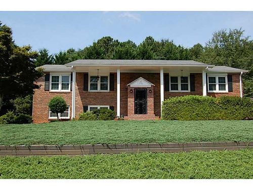 3281 Pete Shaw Rd, Marietta, GA, 30066-2308 | Card Image