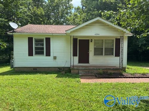 4206 Irondale Dr Nw, Huntsville, AL, 35810-1928 | Card Image