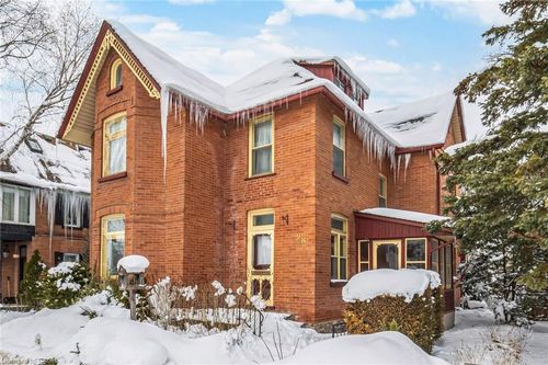 28 Queen St, Cookstown, ON, L0L1L0 | Card Image