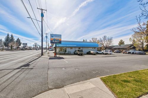 407 Se 3rd St, Bend, OR, 97702-1663 | Card Image