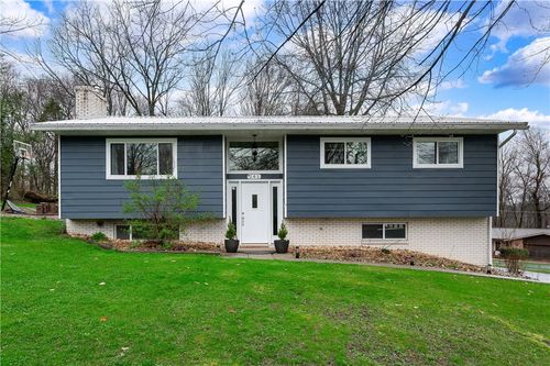 241 La Ray Dr, Butler, PA, 16001-1425 | Card Image