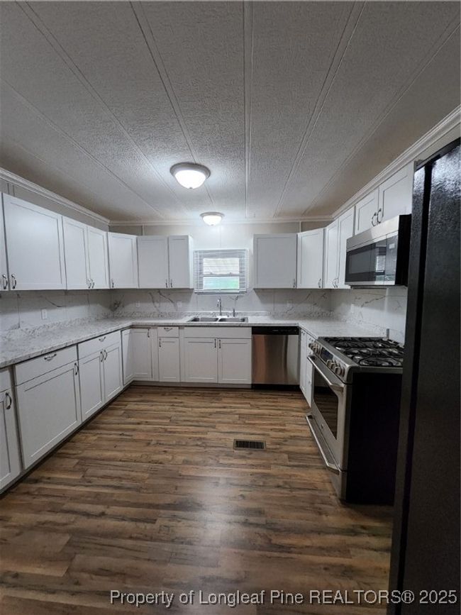 2043 Fennell Rd, House other with 3 bedrooms, 2 bathrooms and null parking in Hope Mills NC | Image 7