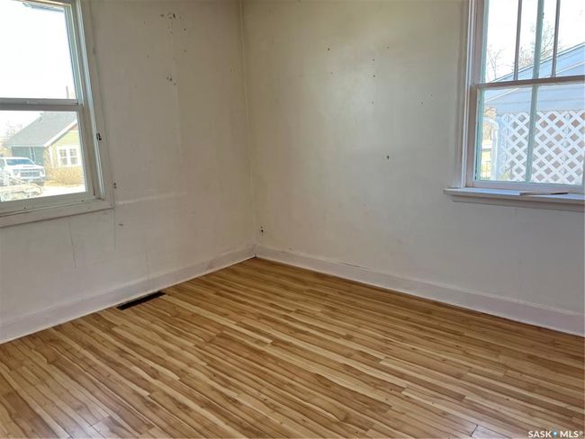 541 Alberta Ave, House other with 2 bedrooms, 1 bathrooms and 5 parking in Kerrobert SK | Image 6