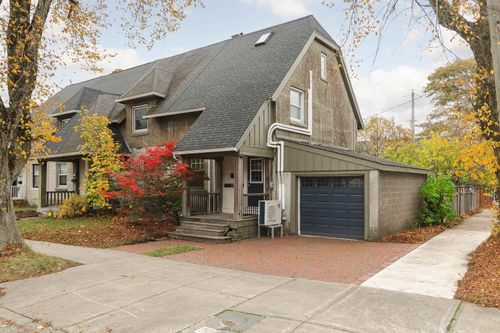 5552 Duffus St, Halifax, NS, B3K2M4 | Card Image