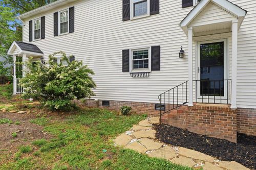 111 Village Ct, Greer, SC, 29651-1248 | Card Image
