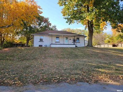 903 N 4 Th Street, House other with 2 bedrooms, 2 bathrooms and null parking in Petersburg IL | Image 1