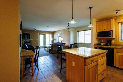 505-ANDAMP-506 - 401 4 St, Condo with 2 bedrooms, 2 bathrooms and 2 parking in Elkwater AB | Image 3