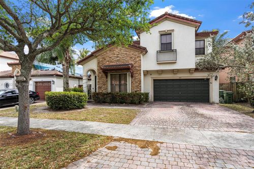 601 Se 37th Pl, Homestead, FL, 33033-6235 | Card Image