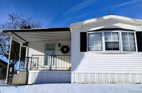 604 Juniper Ct, Jonesville, MI, 49250-9457 | Card Image