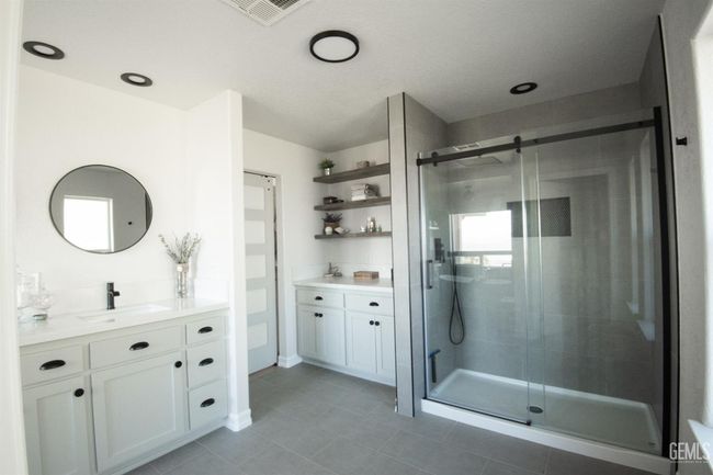 26700 Skyline Dr, House other with 3 bedrooms, 3 bathrooms and null parking in Tehachapi CA | Image 24